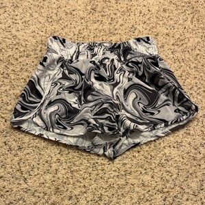 Women's Marble-Print Athletic Shorts — Black & Gray